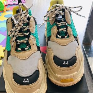 Balenciaga Triple S size 44